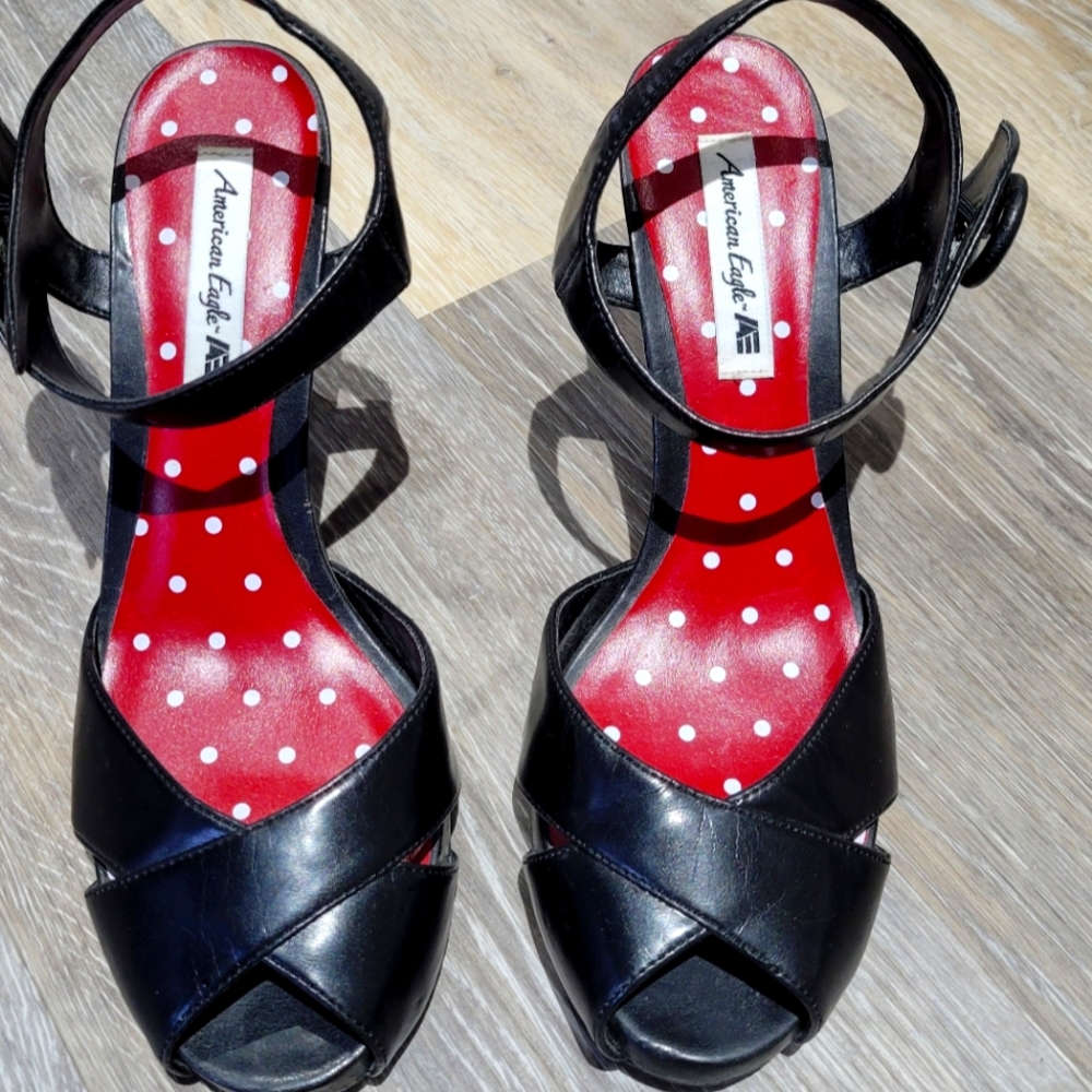 American Eagle open toe heels, sz 9